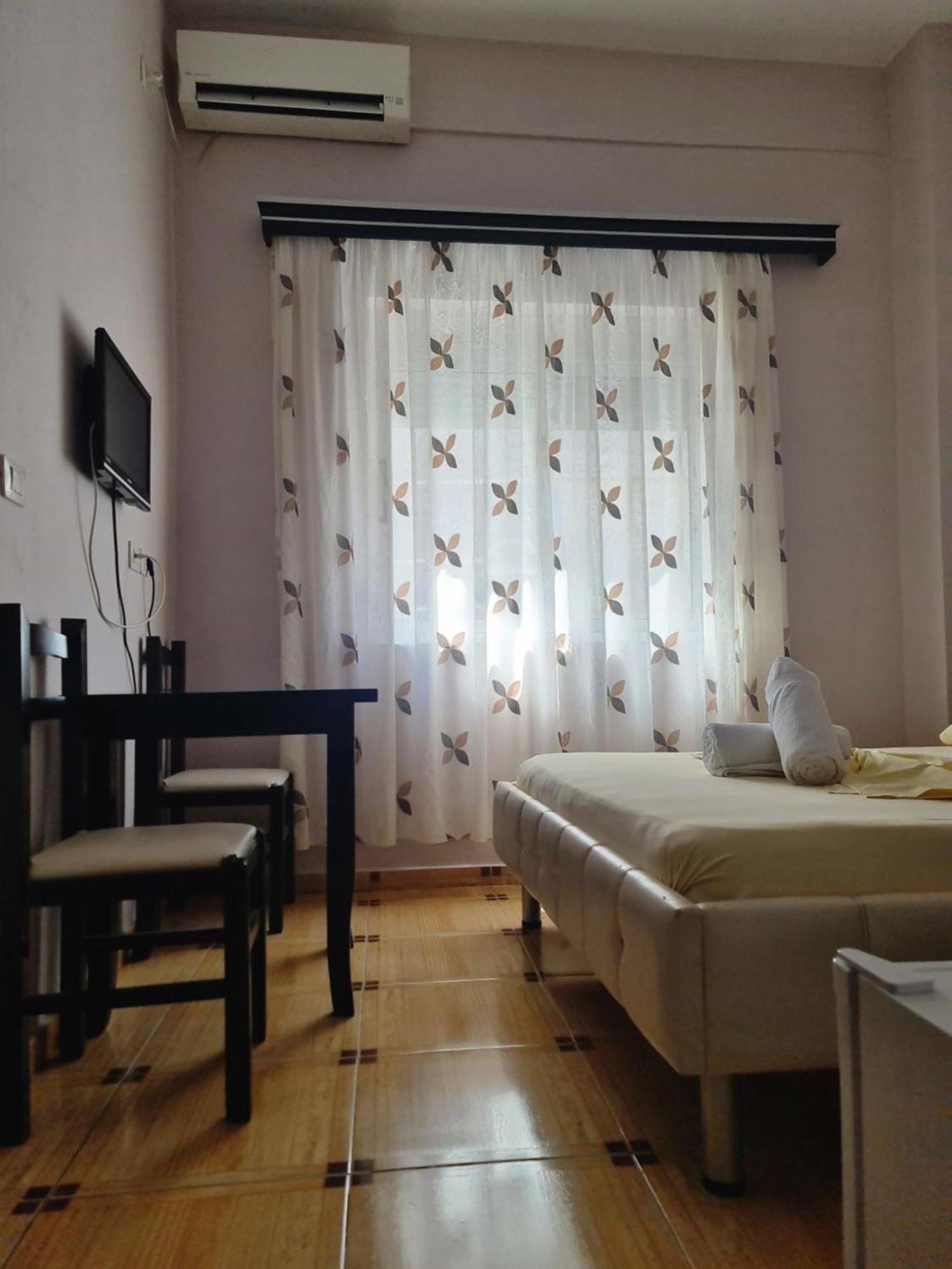 Hotel Brace Gjirokaster Ngoại thất bức ảnh
